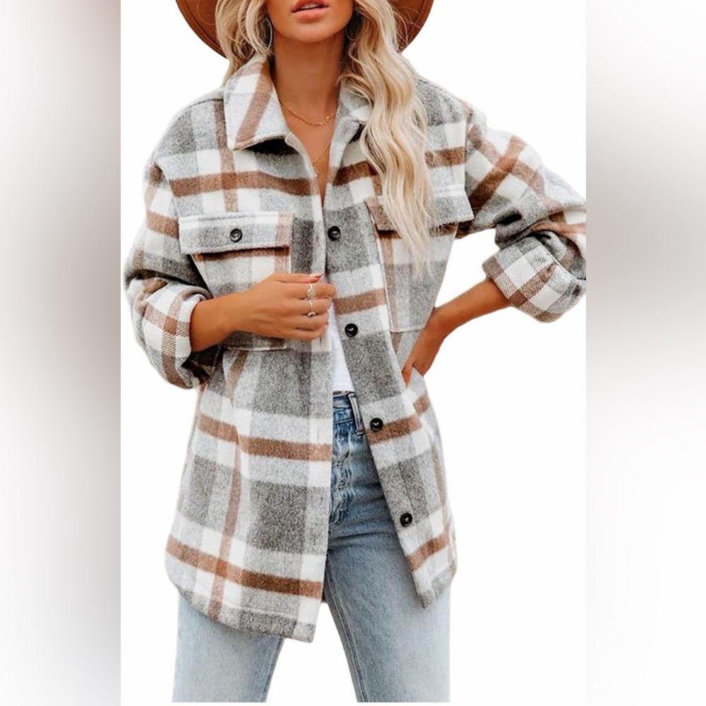 Women's Flannel Plaid Shacket Medium